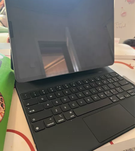 12.9寸妙控键盘出闲置，个人换了笔记本码...