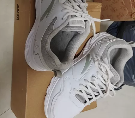 安踏雪域风高，高颜值跑鞋，42码，99新，...