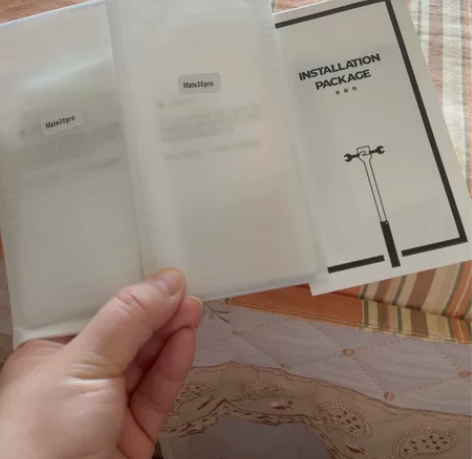 华为手机钢化膜两张 感兴趣的话点“我想要”...