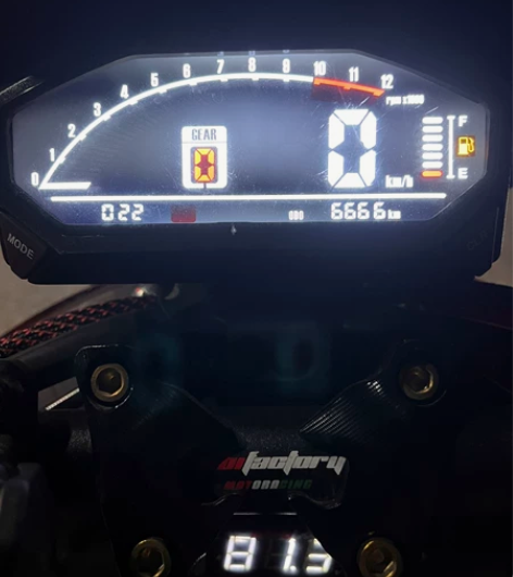 银钢小怪兽仪表带测速器 感兴趣的话点“我想...