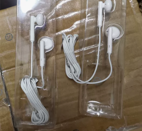 原装荣耀AM115R耳机 仅包装破损，原装...