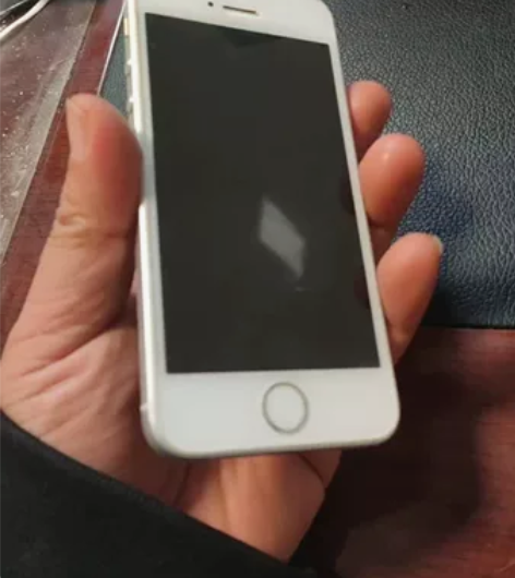 95新 无锁 iphone se 32g ...