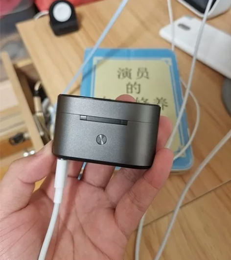 唐麦 W5 唐麦蓝牙耳机，基本全新没怎么用...