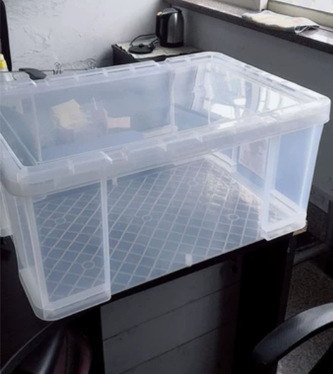 【特价出售16元一个透明收纳箱】全新装衣服...