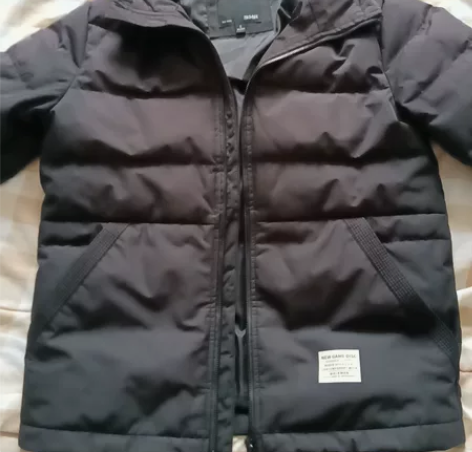 森马男黑色羽绒服 老公买回来只穿一次，有点...