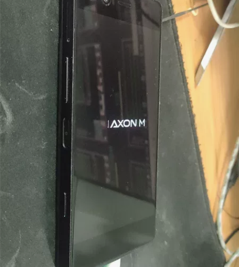 中兴z999天机，双屏天机，后屏正常使用边...