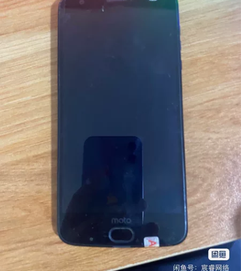 摩托罗拉moto z2  成色还行  已s...