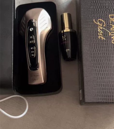 宙斯魅影 四代 美容仪 之前开皮肤管理店买...