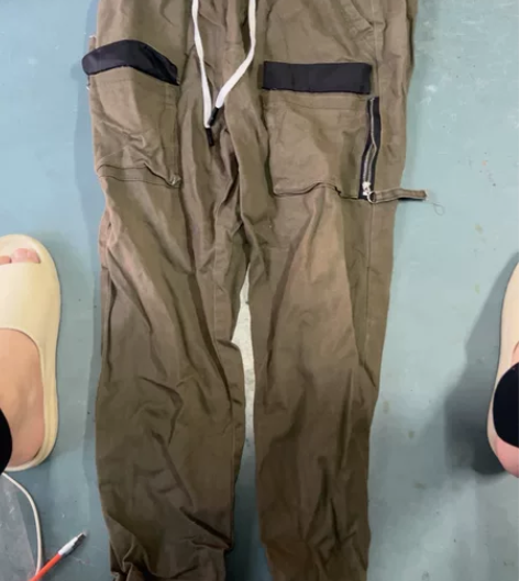 2xl的工装裤便宜出有意向私我 感兴趣的话...