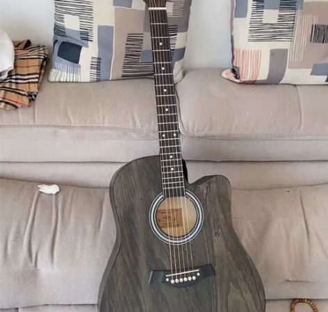 【个人转让】原价1299元单板吉他初学者4...