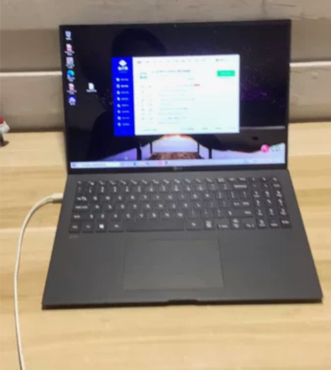 lg gram16 2021款 11代i5...