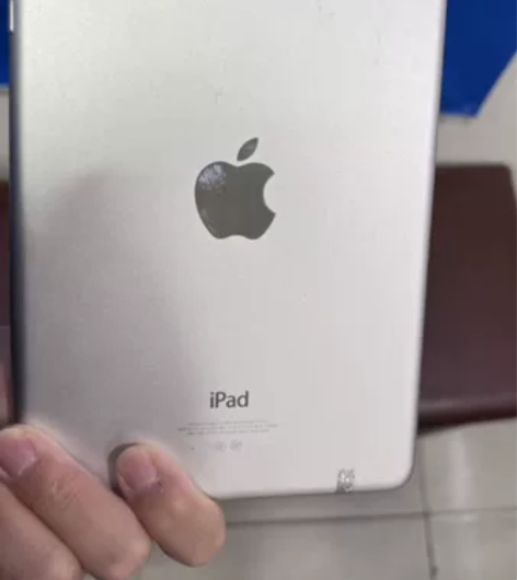 IPad mini 看看电影听听歌  16...