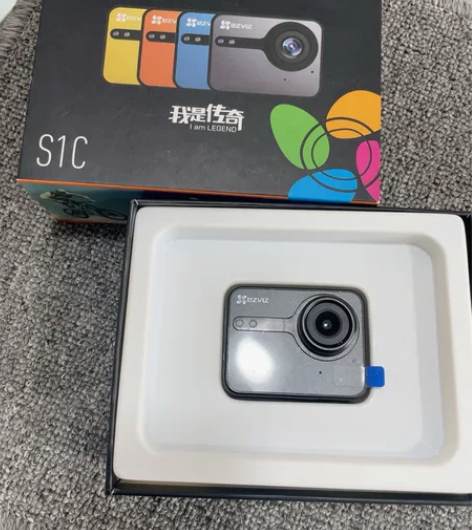 萤石s1c 运动相机 成色新,买来没怎么...