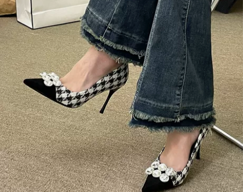 千鸟格斩男高跟鞋尖头水钻黑色拼色单鞋202...