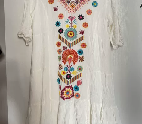 云南度假民族风刺绣连衣裙女宽松显瘦中袖小个...