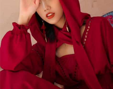 茶卡盐湖旅游裙子红色连衣裙女显瘦海边度假民...