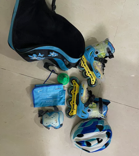 米高二手旱冰鞋,全套如图即所见,尺码33-...