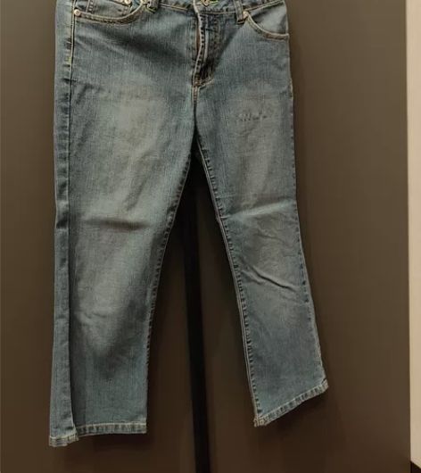 小魔鱼七分牛仔裤，腰围1.9尺，20出，满...