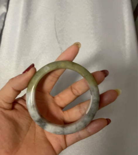 A货辈翠58圈口飘乌鸡，不退不换 感兴趣的...