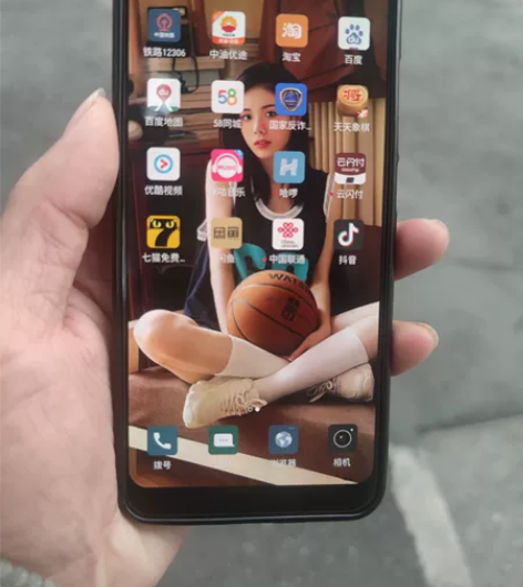 中兴天机9pro,国行6+64,骁龙845...