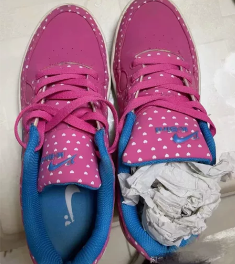 女士运动鞋 喜欢请带走 39码 感兴趣的话...