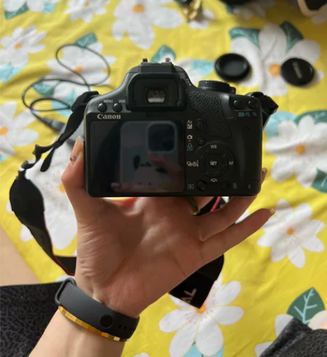 佳能单反相机500D，带一个镜头 9成新，...