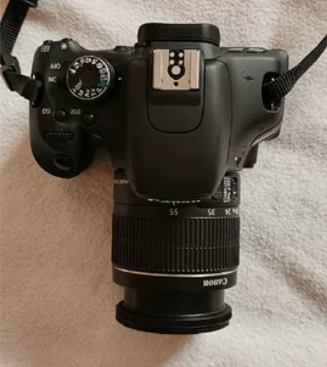 自用单反套机,使用不超过5次,放在干燥箱保...