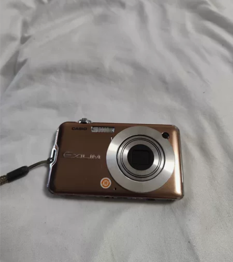 卡西欧ex-s12，1200万像素，3倍变...