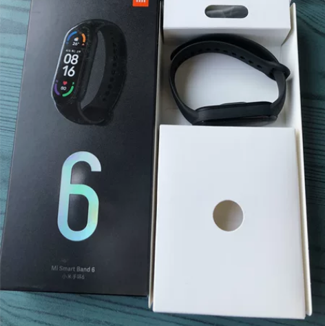 小米手环6 全新未使用，表带有定制的log...