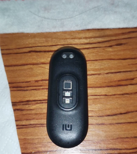 小米手环6 不是nfc不经常戴轻微使用痕迹...