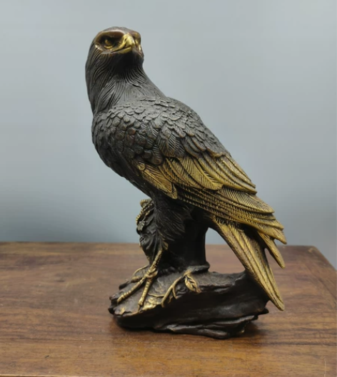 铜器精品工艺制作老鹰摆件，造型逼真 做工精...
