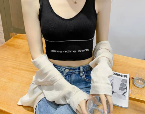 黑色吊带背心女内搭时尚洋气时髦带胸垫超火打...