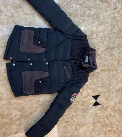 羽绒拼接外套，适合150斤以为男士。 感兴...