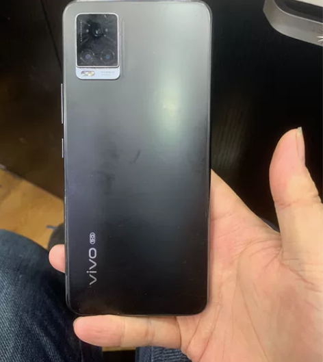 vivo s7 5G 8+128 内屏坏 ...