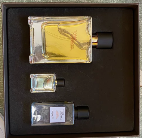 爱马仕大地香水沐浴套装 未拆封100ml香...