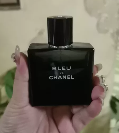 香奈儿蔚蓝香水50ml~余量看图，爱信不信...