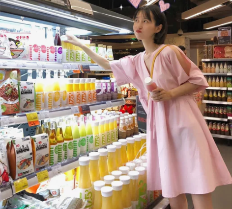 danle显瘦露肩v领连衣裙 颜色分类，蜜...