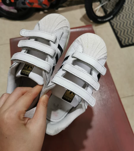 阿迪贝壳鞋27码160 轻微穿着痕迹 京东...