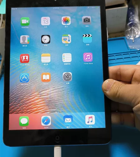 iPad mini，16G，屏幕换过！触摸...