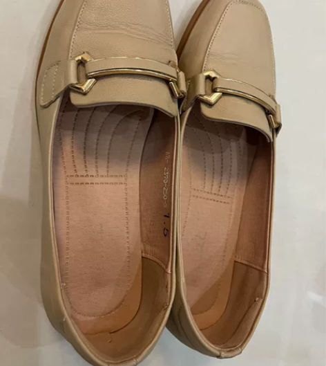 新款韩版时尚百搭休闲单鞋女40码，几乎全新...