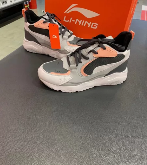 李宁 女款加绒加厚皮面运动鞋 天冷了来一双...