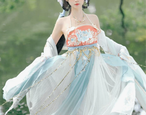 汉服池上月春江月明##amp；amp；月照...