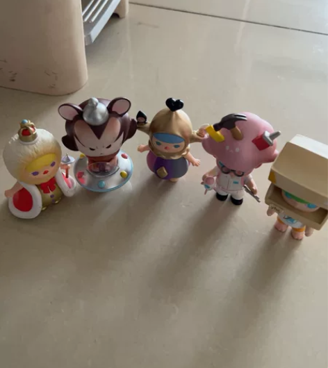 泡泡，玛特盲盒。卖了卖了 感兴趣的话点“我...