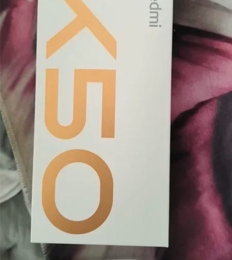 红米k50，没有任何刮痕，2022，11月...