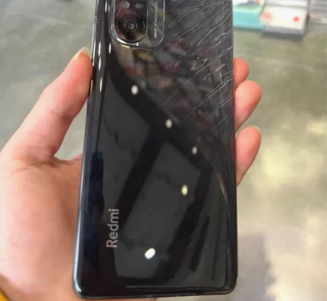 红米k40成色如图大概95成新,8+256...