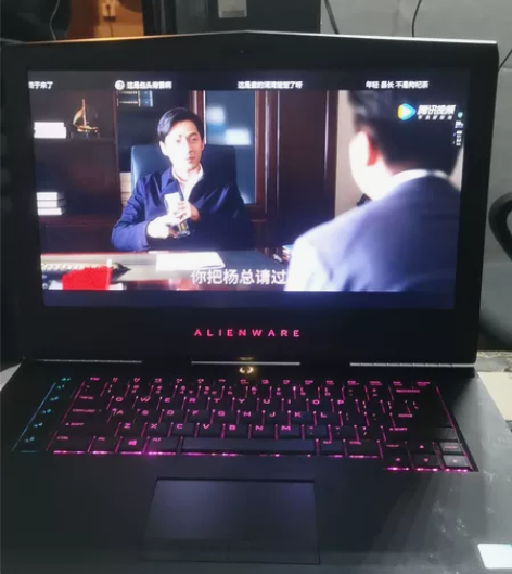 刚收一台玩游戏的外星人笔记本 i7 6代笔...