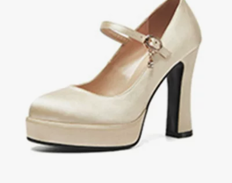 主婚纱婚鞋女2021年新款结婚新娘鞋子大东...