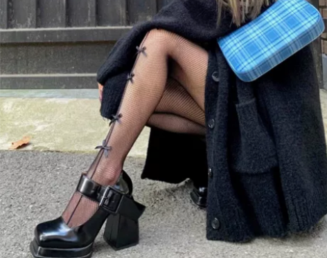 春秋新款玛丽珍鞋女高跟一字带复古粗跟漆皮方...