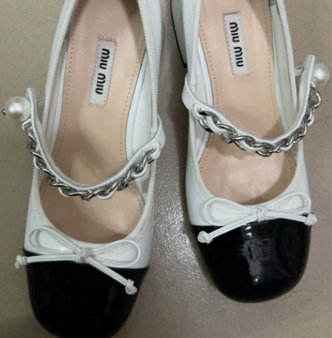 miumiu玛丽珍鞋，假的，35码一次没穿...