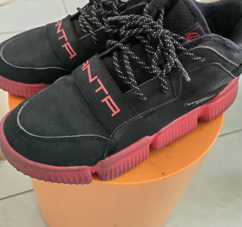 安踏儿童加绒运动鞋 自家宝贝穿小的鞋子，闲...